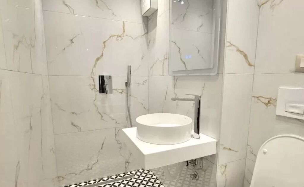 For Rent: 1+1 Apartment 📍Ish Restorant Durrësi – Ring Road – 5th Floor (No Elevator) 🔥 40,000 ALL/Month 🔥 A++ Appliances | Air Conditioning | Quality Installations