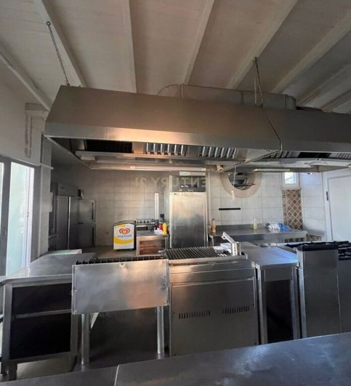 Restaurant for rent - Seaside at the Rock of Kavaja