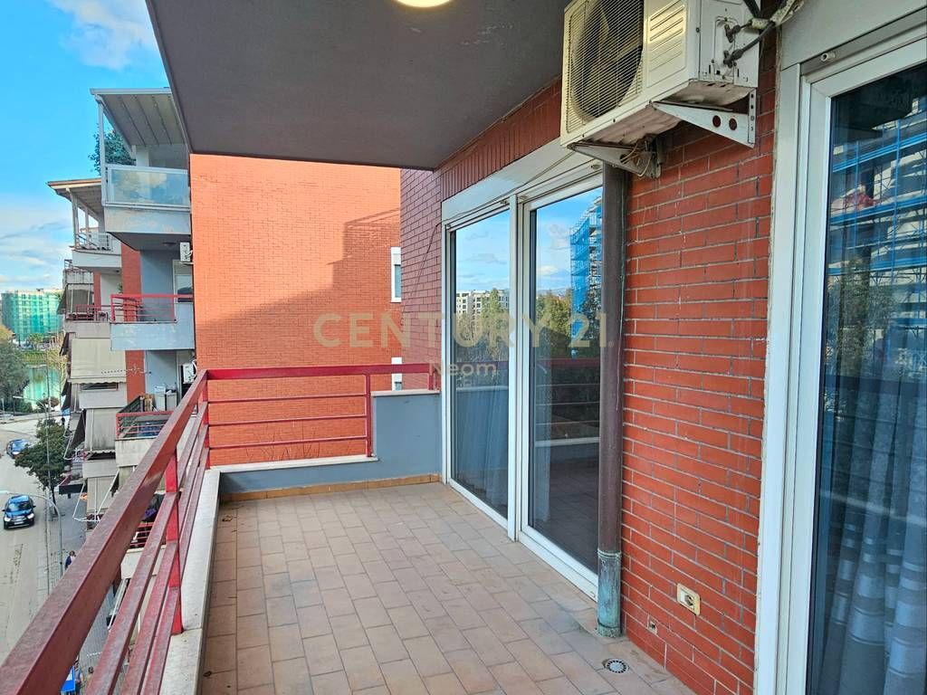 For Rent Apartment 2+1+2+ Parking Space