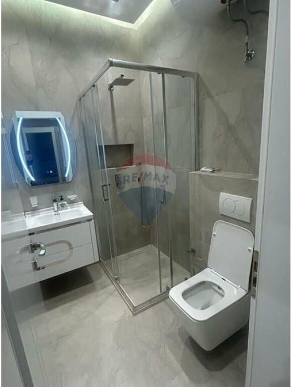 Apartment - For Sale - 9 Floors, Tirana