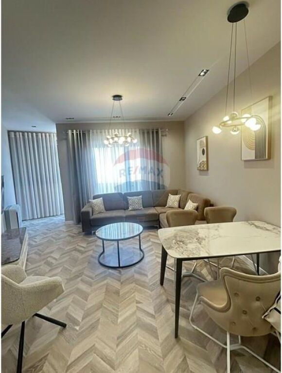 Apartment - For Sale - 9 Floors, Tirana