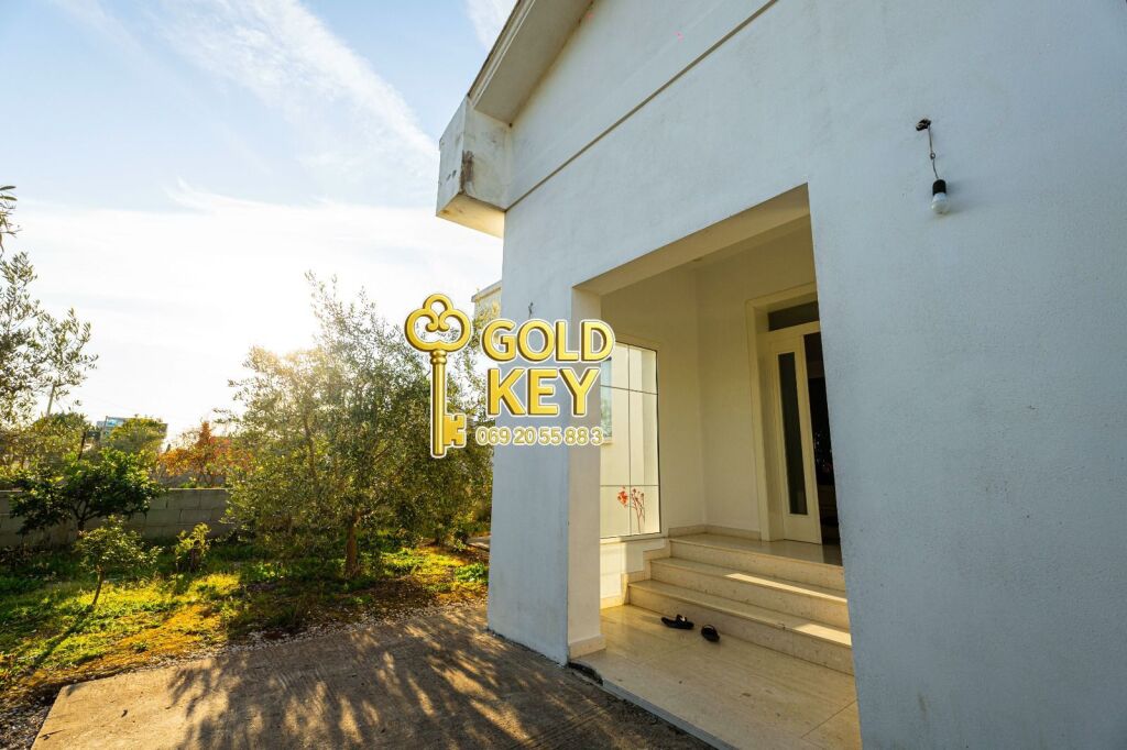 🏡 Villa di 1 piano in vendita a Xhafzotaj – Investimento ideale per una vita confortevole!