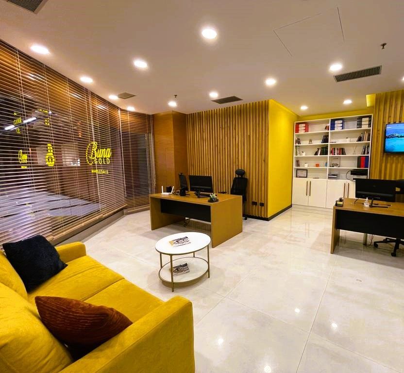 Jepet per qira ambient komercial ne Qendren Tregtare ETC.