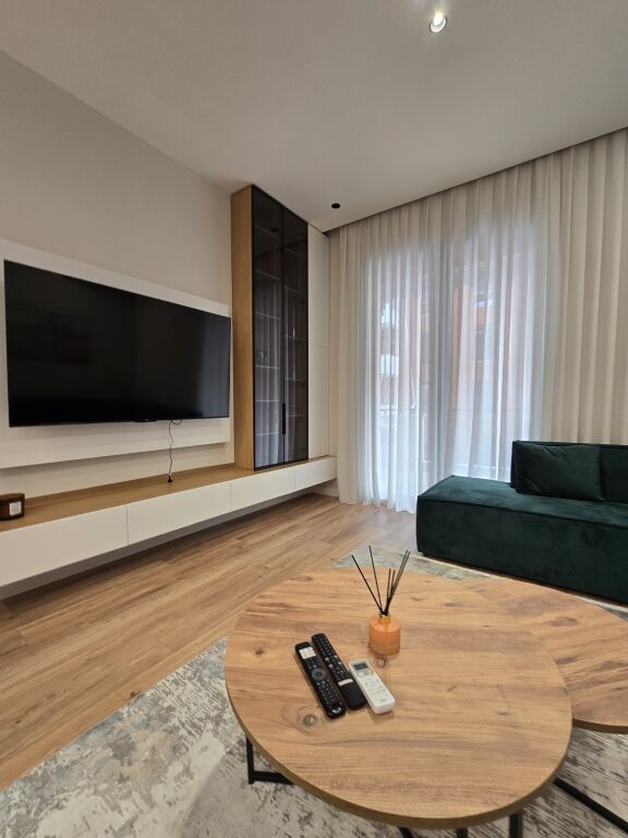 Appartamento di lusso in affitto 1+1 + posto a Delijorgj