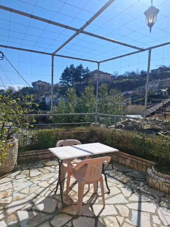 SHITET SHTEPI DUNAVAT GJIROKASTER