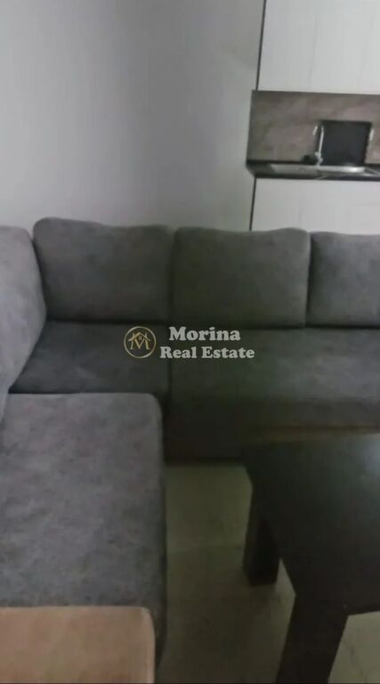 Qera | Shtëpi private 2 + 1 | Rruga Llazar Shapatini | 450 €/muaj