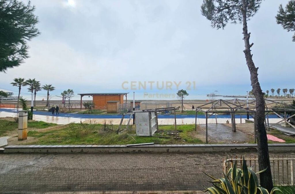 Commercial space for rent, Durres, Pista Iliria