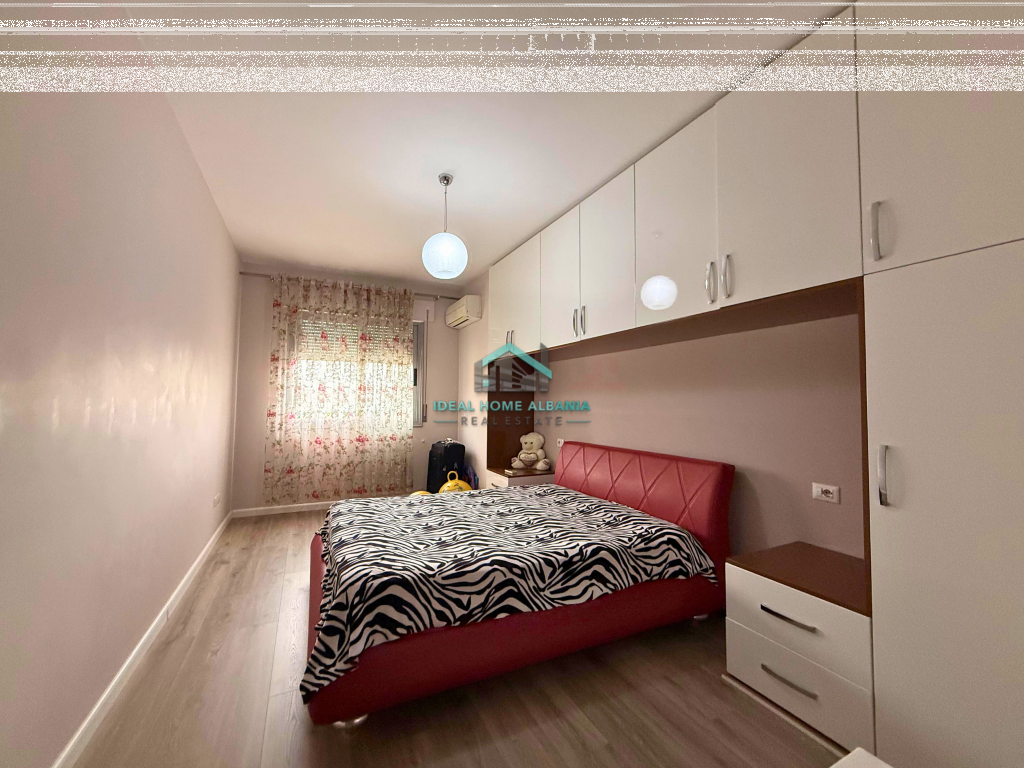 Apartament 2+1 Shitet – Rruga e Re, Vlore.