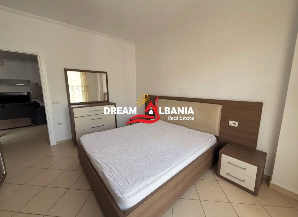 Jepet me qera apartament 1+1 ne Yzberisht prane KMY (ID 42111545)
