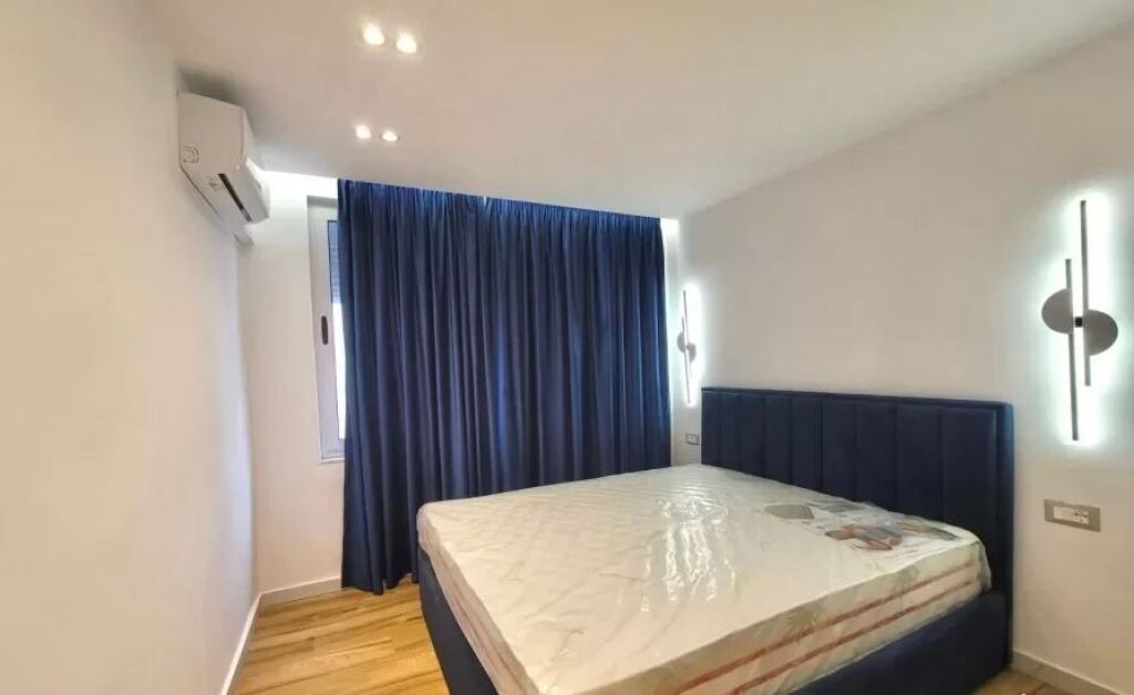 For Rent: 1+1 Apartment 📍Ish Restorant Durrësi – Ring Road – 5th Floor (No Elevator) 🔥 40,000 ALL/Month 🔥 A++ Appliances | Air Conditioning | Quality Installations