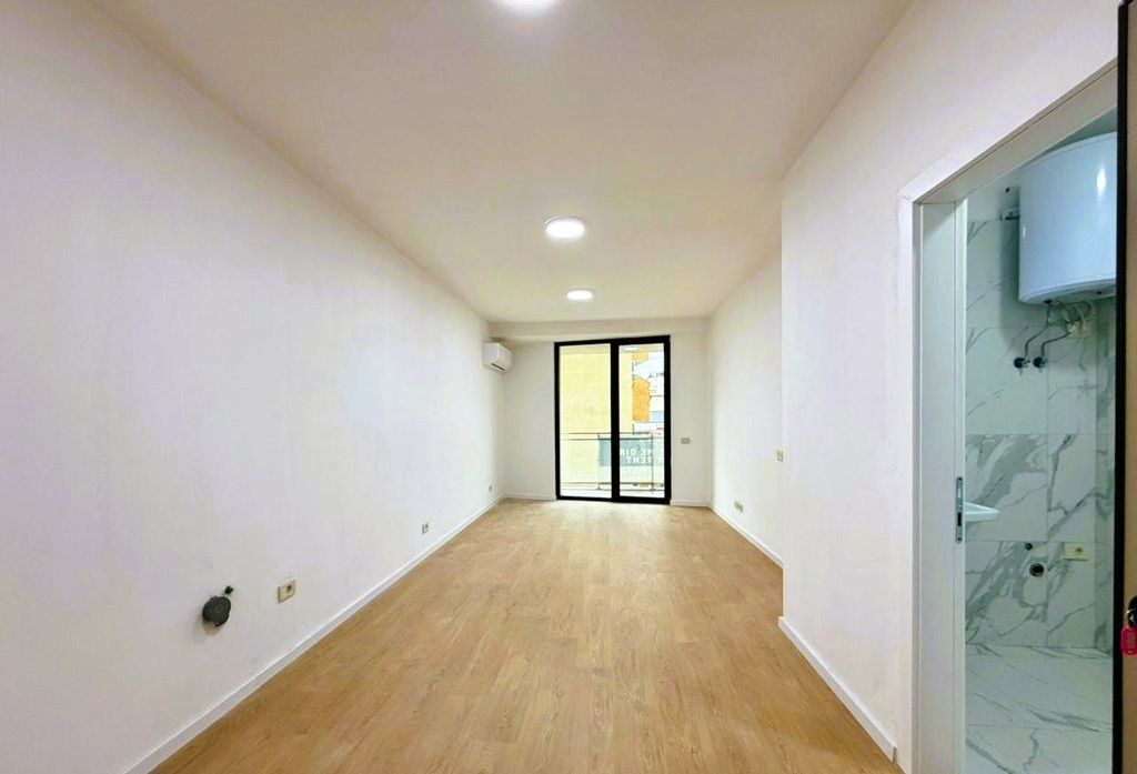 APARTMENT 1+1 FOR RENT ON MINE PEZA STREET!