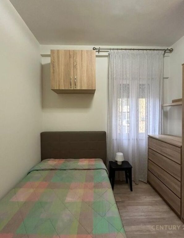 Apartament 1+1 me qira ne Komunen e Parisit