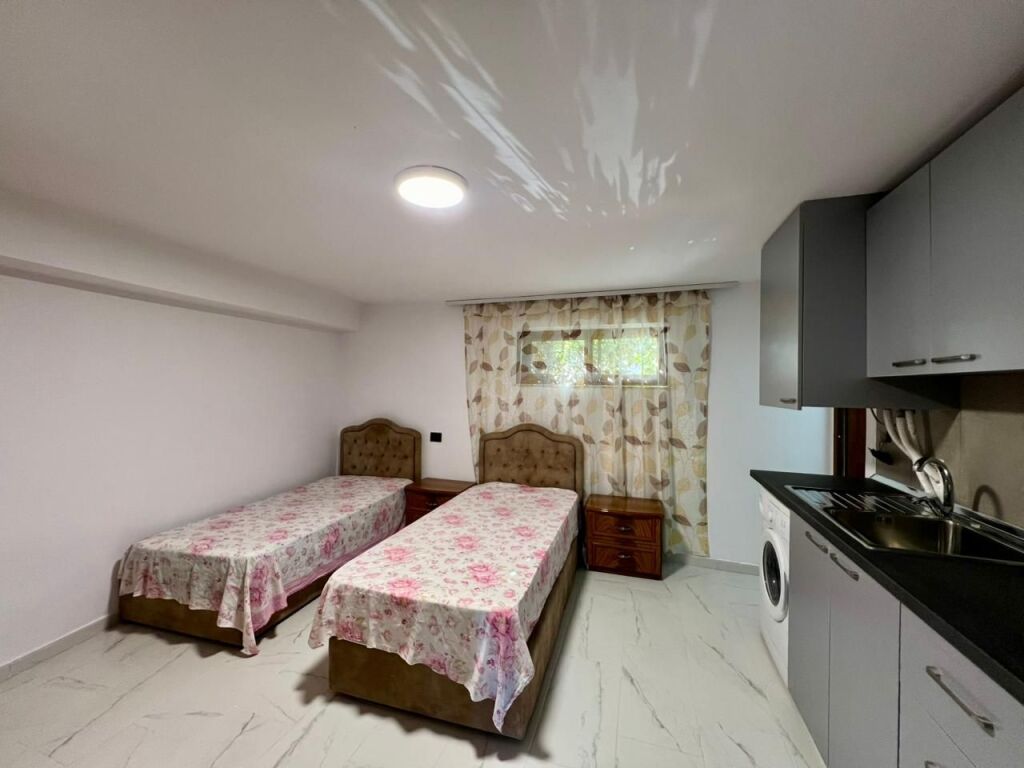 Affitto, Monolocale "Rr.Mihal Grameno" – Tirana.