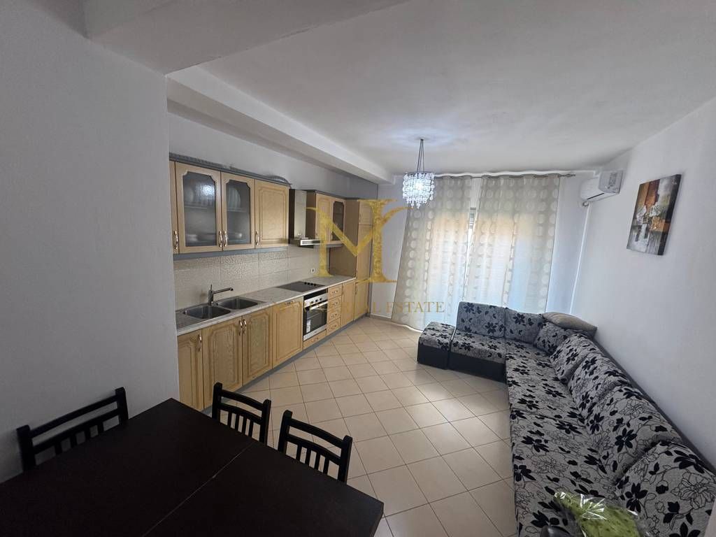 APPARTAMENTO 2+1 IN AFFITTO SPIAGGIA FERROVIA