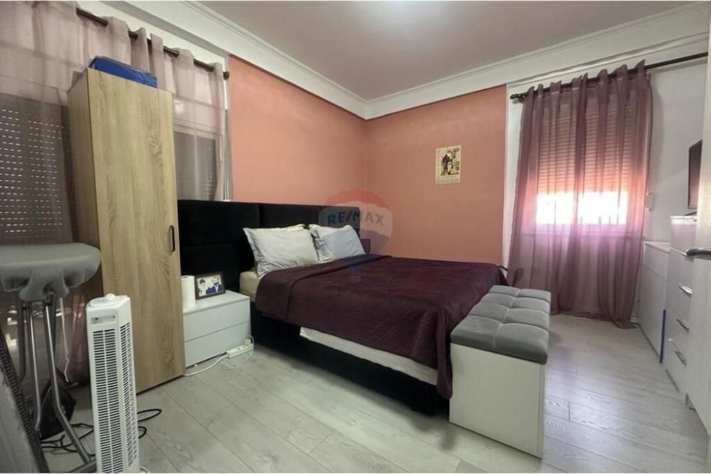 Apartament - Për Shitje - Rruga Jordan Misja, Tiranë
