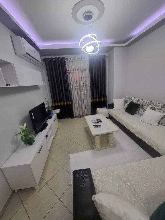 Affittasi Appartamento 2+1 sulla Spiaggia Ferrovia