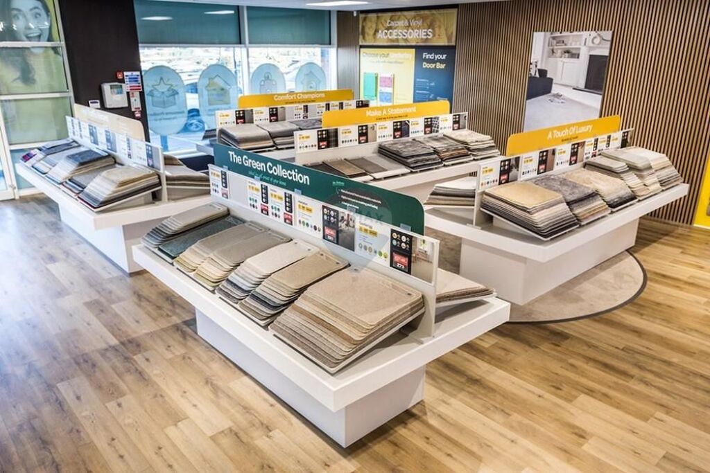 Premises for rent in Ali dem Buz main street.