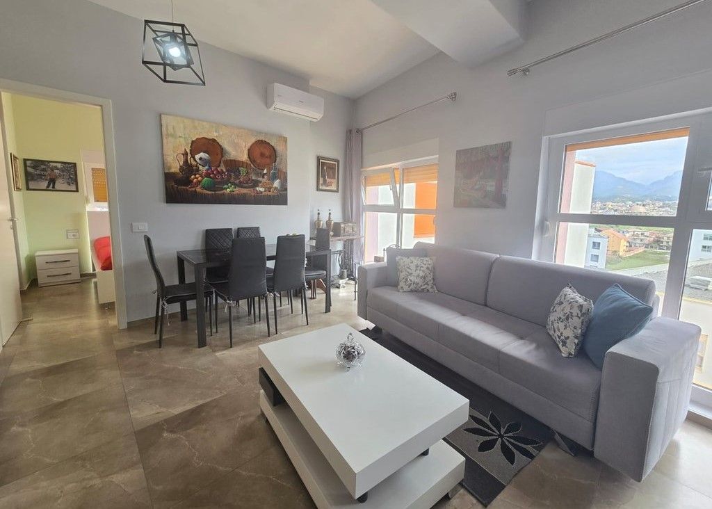 Shitet Apartament 1+1 në Ali Demi, Tiranë