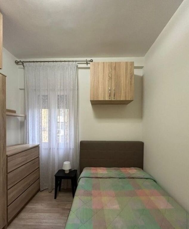 1+1 ME QERA TE KOMUNA E PARISIT.