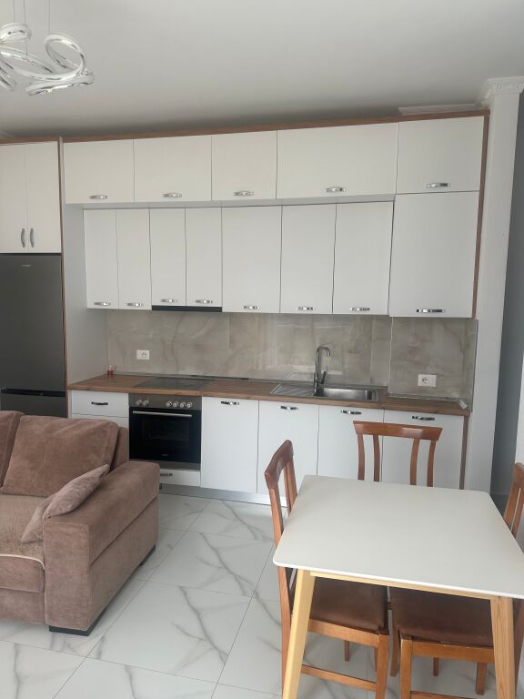 Apartament 1+1 në Astir me 400€