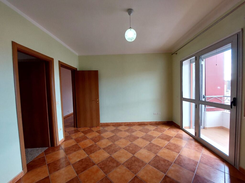 APARTMENT 2+1 FOR SALE IN VLORE NEAR THE LIBRARY