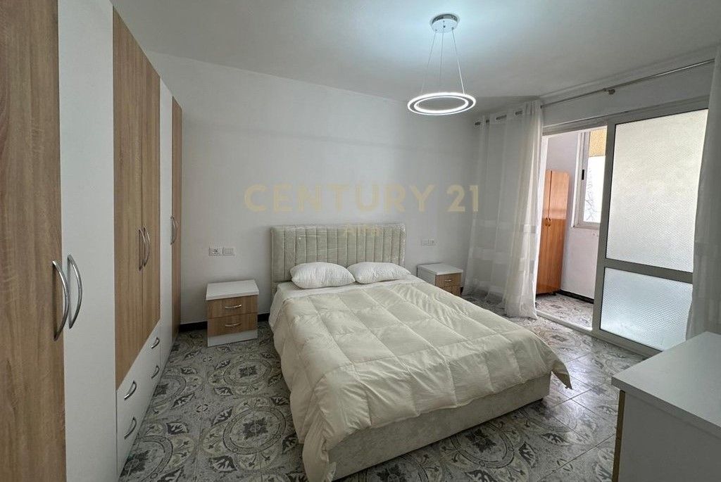 Shesim Apartamenti 2+1 ne Rrugen e Durresit