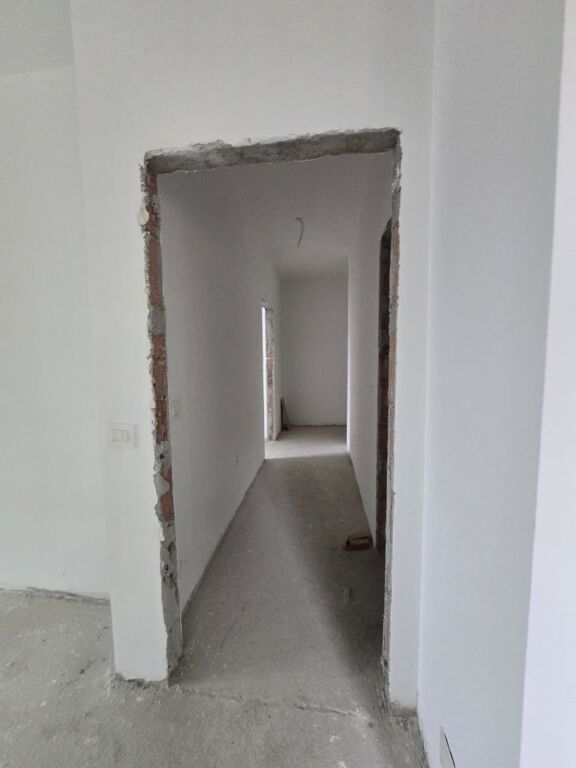 Appartamento ex Nshrak in vendita