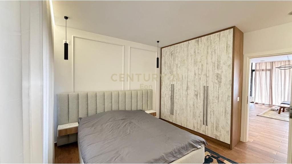 SHITET APARTAMENT 2+1+2 ME PAMJE DETI, VILA E ZOGUT DURRES !