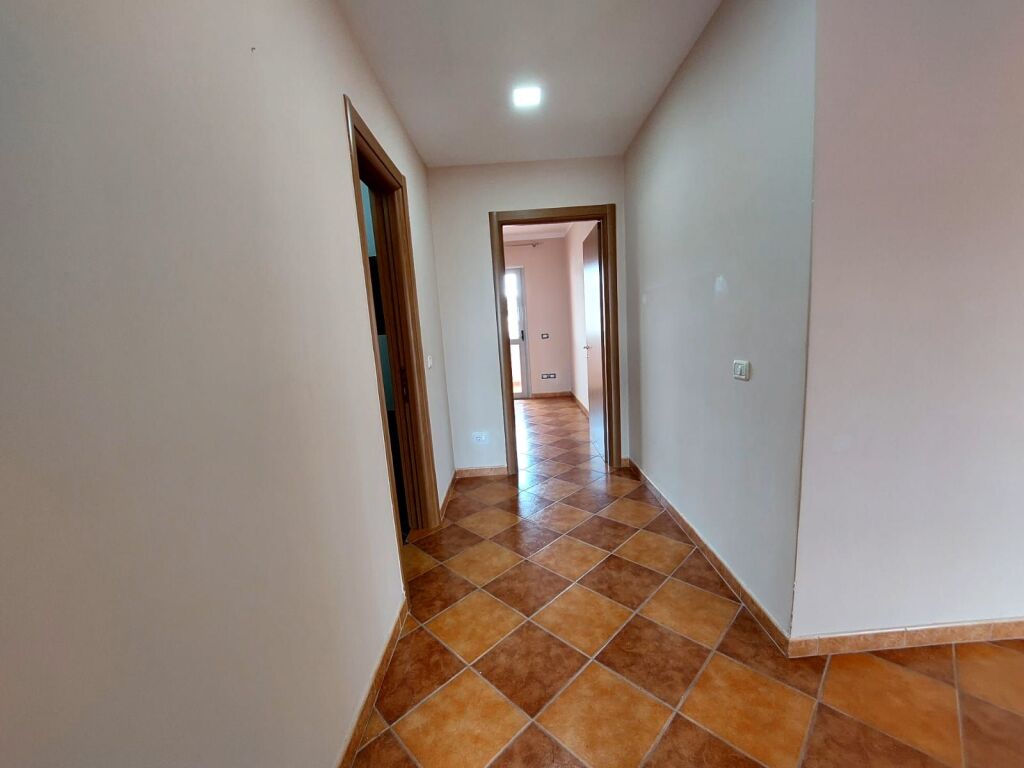 APARTMENT 2+1 FOR SALE IN VLORE NEAR THE LIBRARY