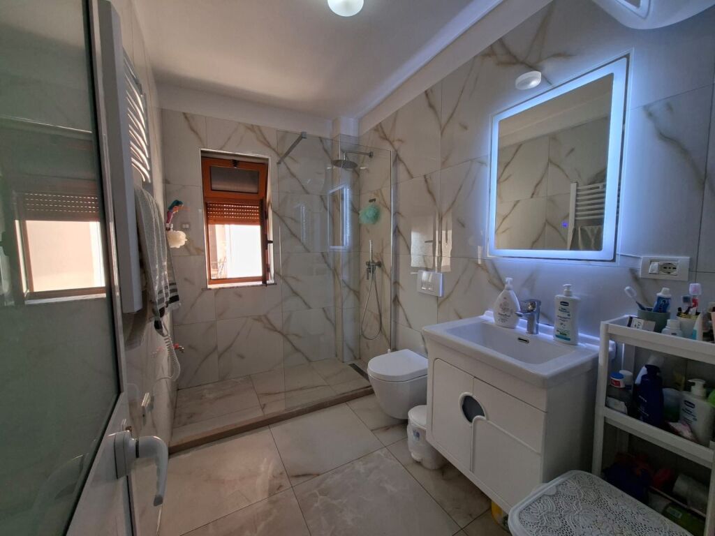 APARTAMENT 1+1 PER SHITJE | KAMEZ