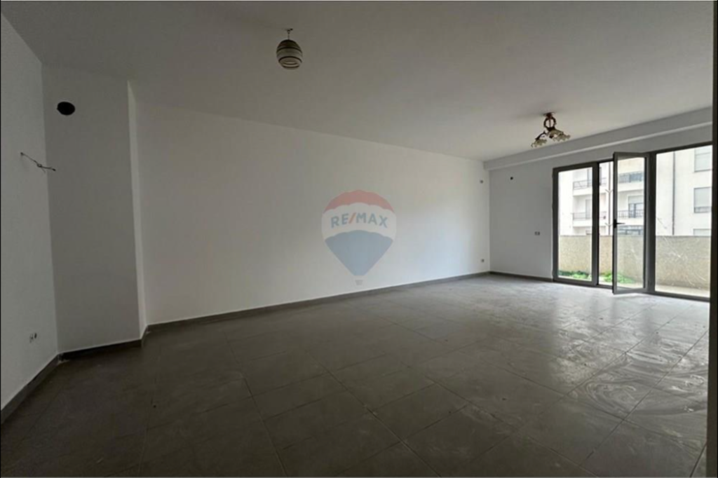 Apartament per shitje 2+1 ne Kinostudio