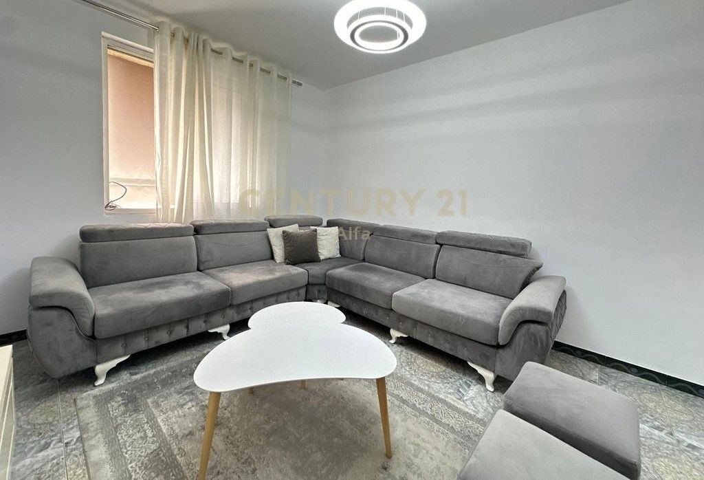 Shesim Apartamenti 2+1 ne Rrugen e Durresit