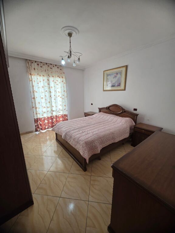 Jepet me qira apartament 2+1, i mobiluar – Pranë Vala Park, Durrës