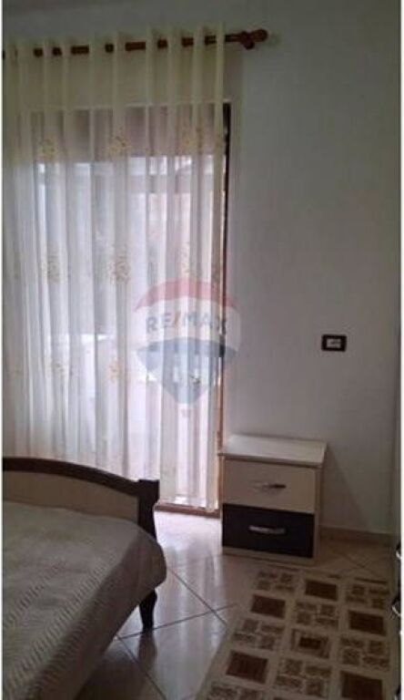 !!!Apartament - Për Qira - Rruga e Elbasanit, Tiranë!!!