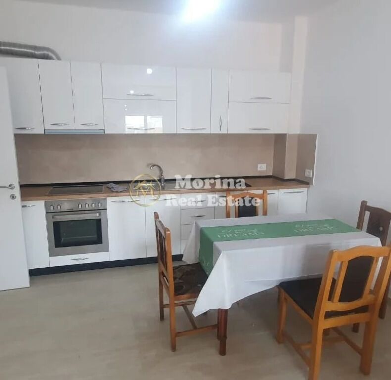Affitto | Appartamento 2 + 1 | Shkoze | 500 €/mese