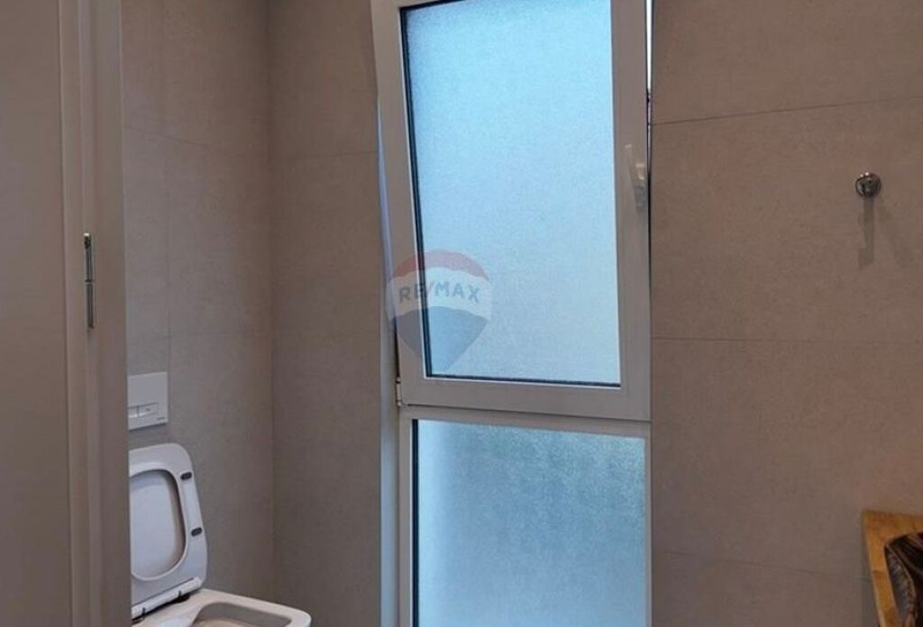 JEPET ME QERA, VILE E BASHKENGJITUR, FRESKU ID:530581008-78