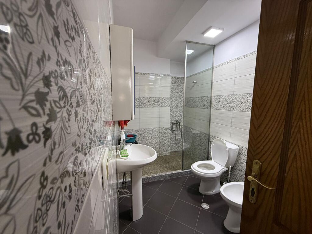 CASA PRIVATA IN VENDITA A TRESHI