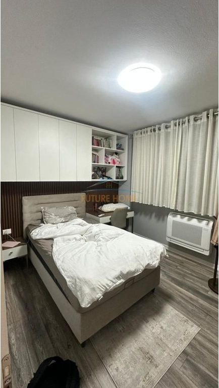 Shitet apartament 2+1 Rruga E Elbasanit, Tirane