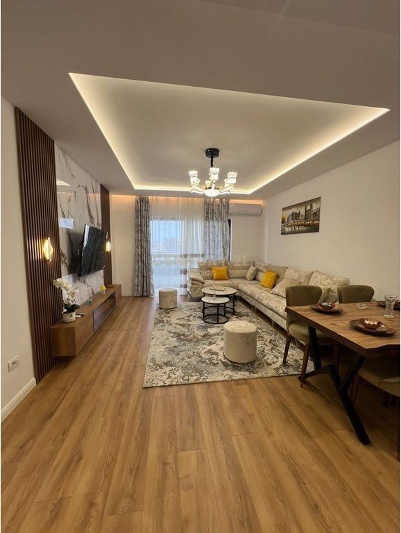 2+1 for sale near Kavajes street