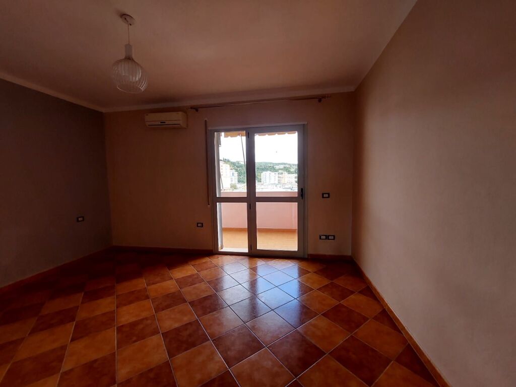 APARTMENT 2+1 FOR SALE IN VLORE NEAR THE LIBRARY