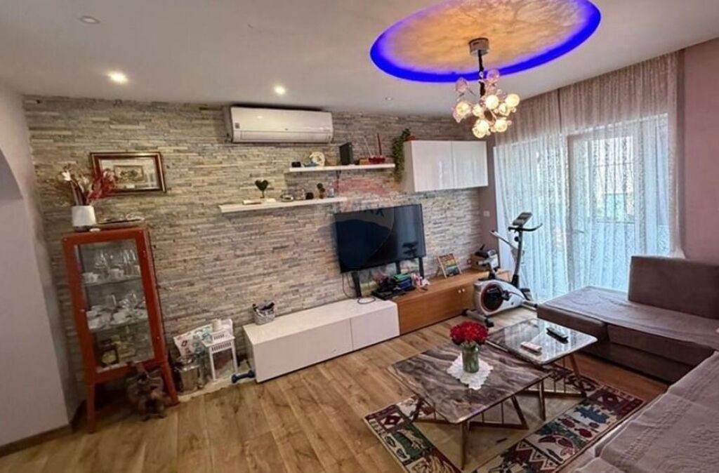 IN VENDITA, APPARTAMENTO 3+1, COMUNE DI PARIGI, TIRANA. ID: 530581007-176