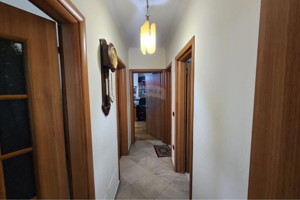 Apartament 3+1+1 Poste P te Rr e Bogdaneve!