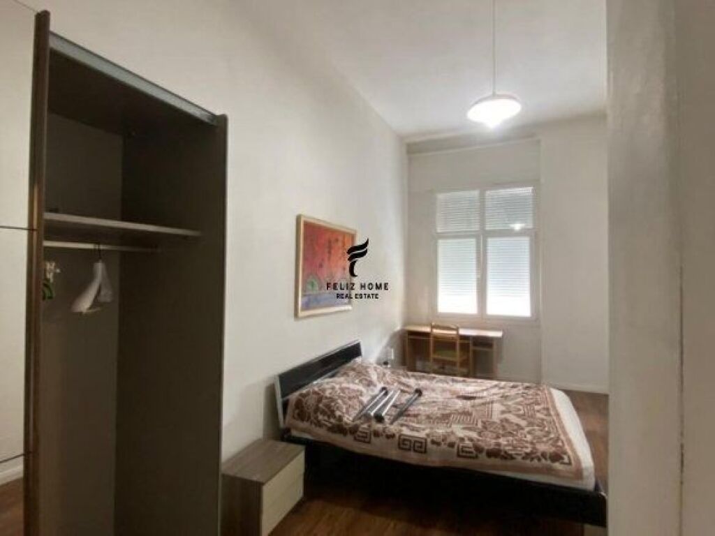 APARTAMENT ME QERA 2+1 ZOGU I ZI 90.000 LEKE FH-66309