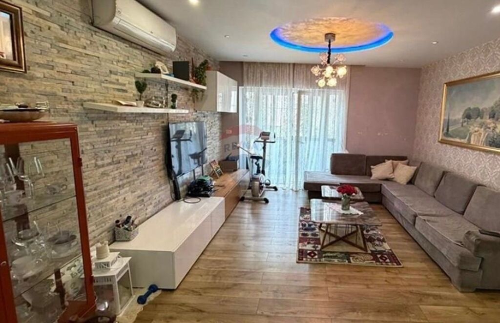IN VENDITA, APPARTAMENTO 3+1, COMUNE DI PARIGI, TIRANA. ID: 530581007-176