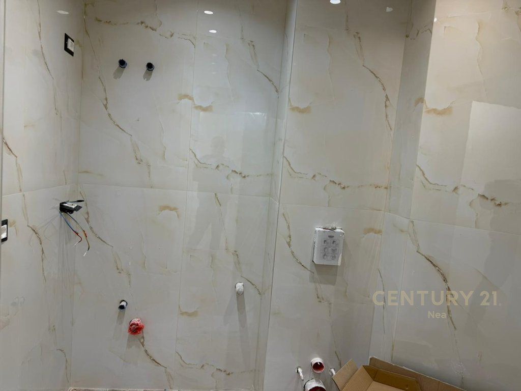 Apartment 1+1 for sale in 21 Dhjetori