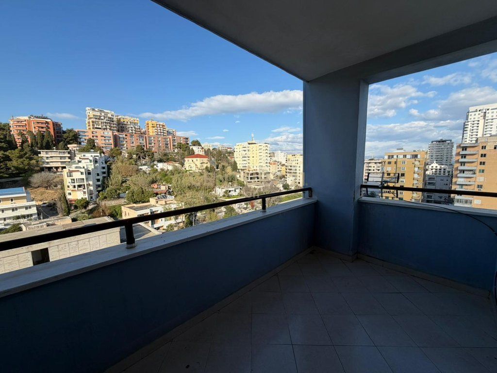 Shitet Apartament 2+1+2 me Pamje Deti ne Vollga, Durrës !