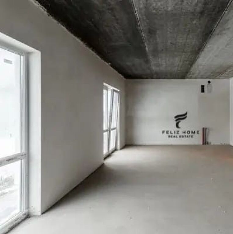 SHOP FOR RENT 50 M2 ZOGU I ZI 1500 EURO FH-66320