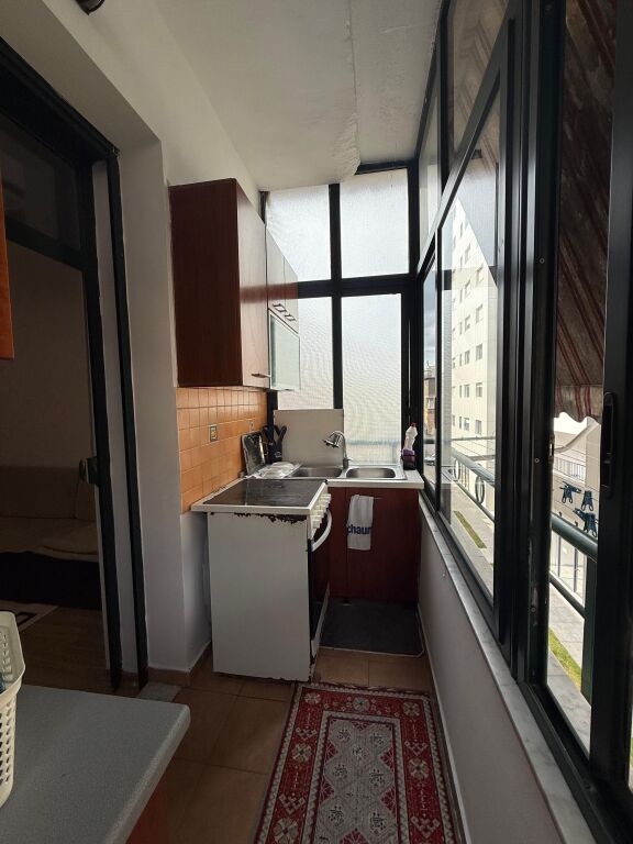 🏠JEPET ME QIRA Apartament 1+1 📍Rruga e Durresit 💶Cmimi: 700€