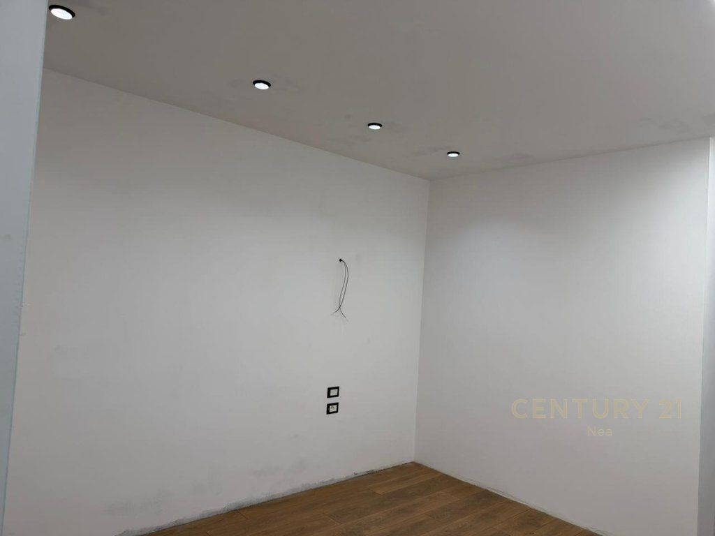 Apartment 1+1 for sale in 21 Dhjetori