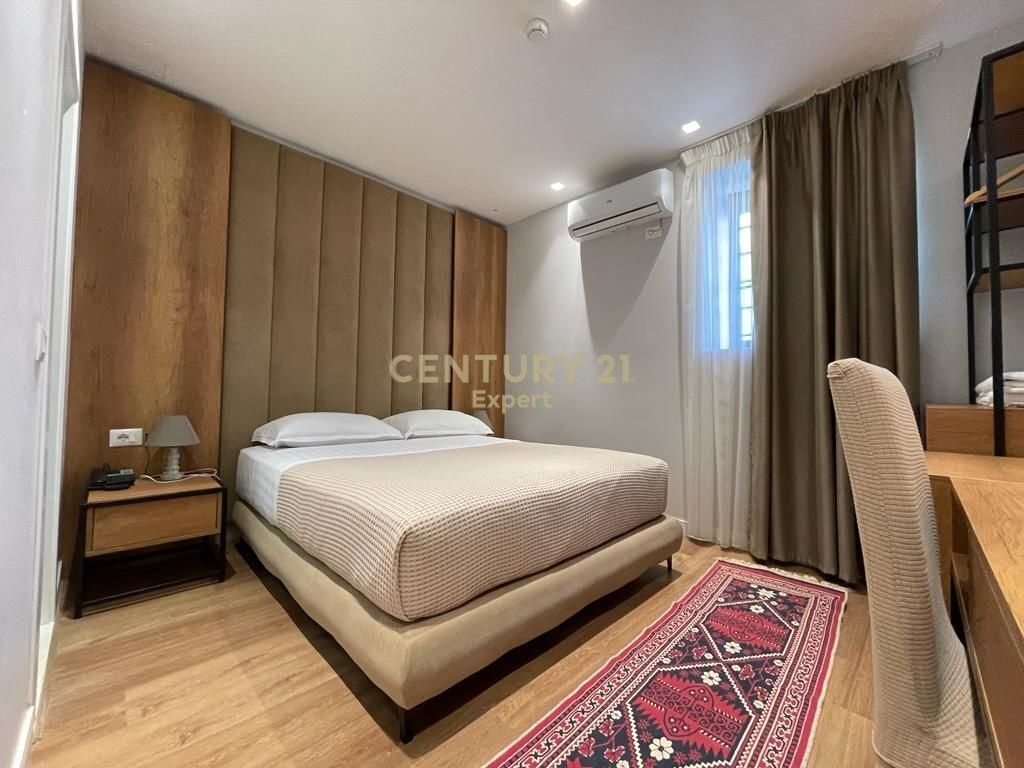 HOTEL TOGETHER WITH BAR RESTAURANT FOR RENT NEAR THE MORTGAGE 1000M ABOVE THE CENTER, HAS